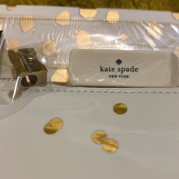 Kate Spade ♠️ Pencil ✏️ Pouch & Pen - Picture 4 of 8